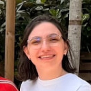 Heloisa, HR Assistant